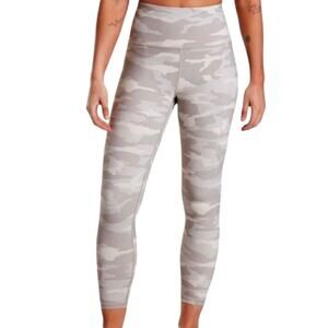 Athleta Elation  7/8 Tight Leggings XS Camo Light Gray Workout Gym Lesiure